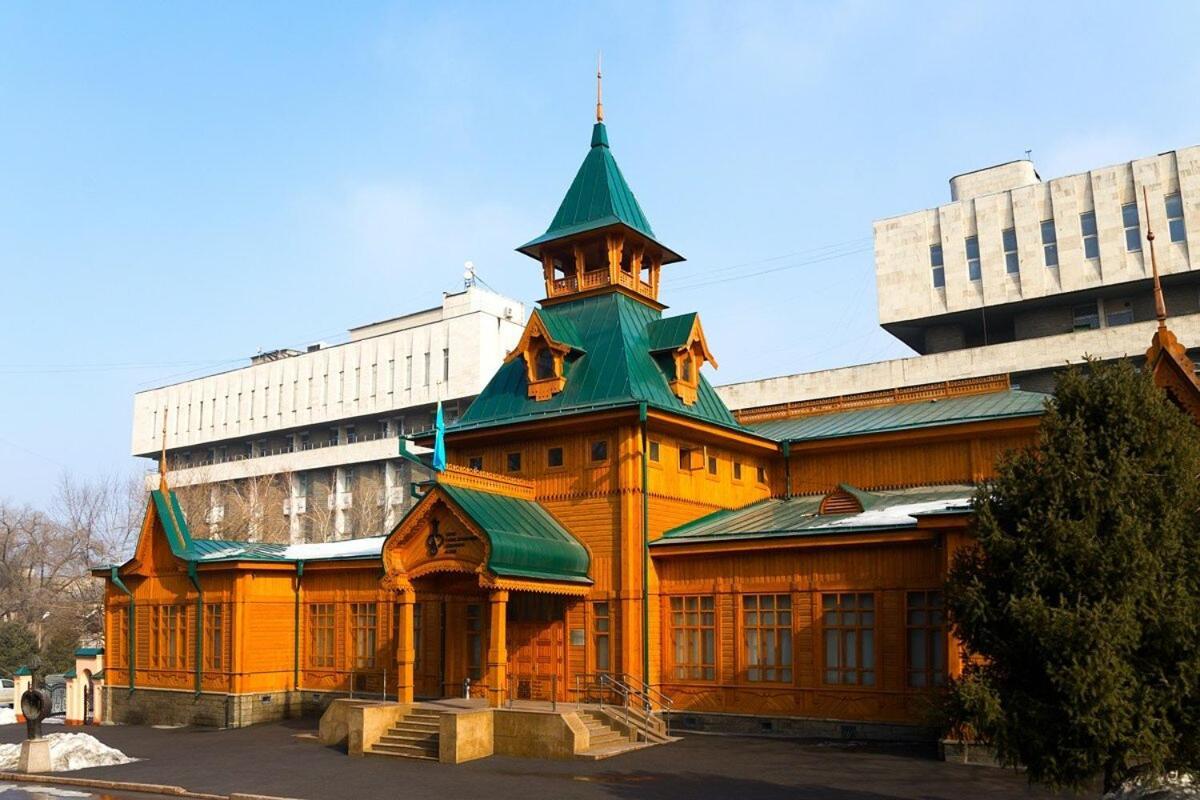 Nadezhda Apartments On Gogol Street 117-127 *